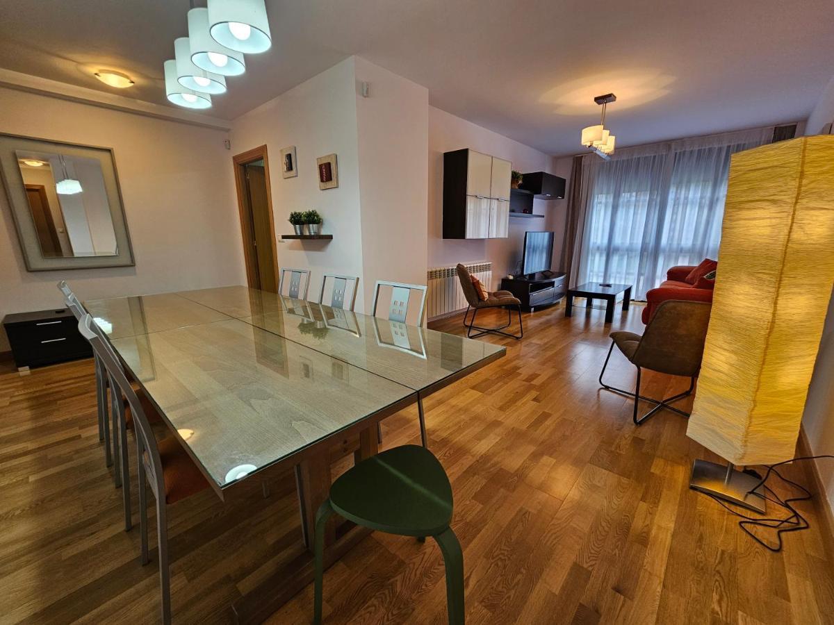 13B01 Apartamento Con Terraza Y Garaje Рибадеселья Экстерьер фото